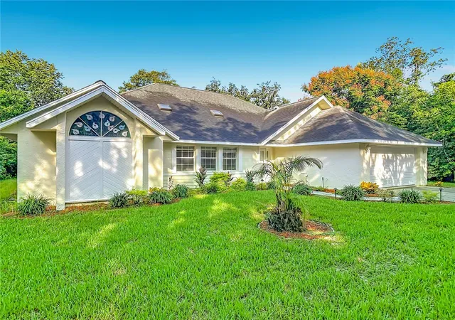 Photo 2 of Single family home for sale at 5812 Nob Hl Blvd, Port Orange, FL 32127 | MLS# V4950561 | Listing updated on 2026-10-11