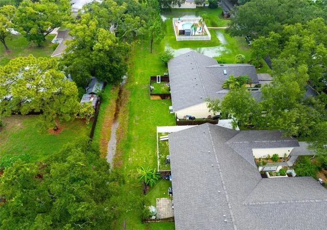 31st image of 1944 Elaine Dr #1944, Clearwater, FL 33760 | MLS# TB8535991