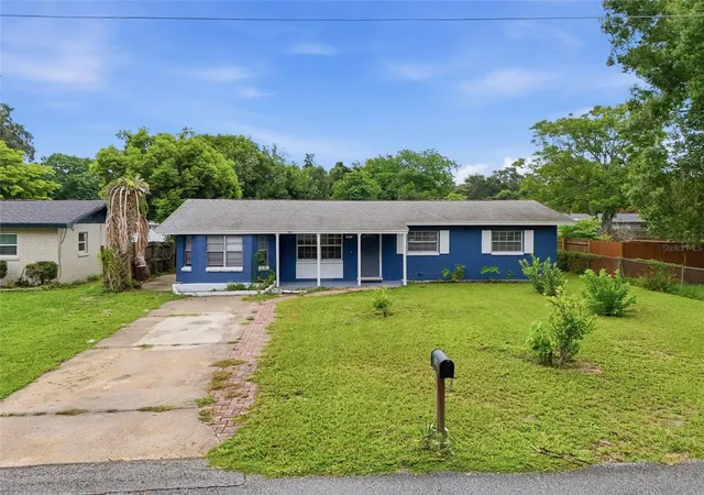 Photo 1 of Single family home for sale at 1024 31st Street Nw, Winter Haven, FL 33881 | MLS# O6430862 | Listing updated on 2026-08-05