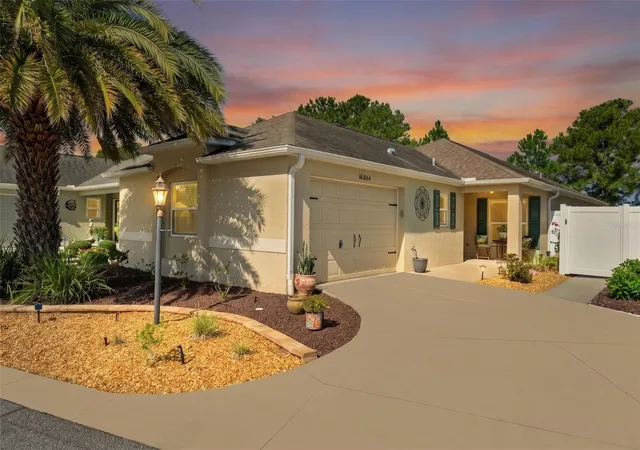 Photo 2 of Single family home for sale at 16844 Se 91st Phillips Ct, The Villages, FL 32162 | MLS# G5116076 | Listing updated on 2026-09-24
