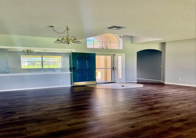 Photo 2 of Single family home for sale at 3511 Maple Ridge Loop, Kissimmee, FL 34741 | MLS# O6430870 | Listing updated on 2026-08-16