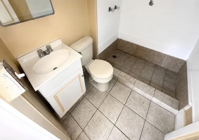 13th image of 308 N Peninsula Dr, Daytona Beach, FL 32118 | MLS# V4950564