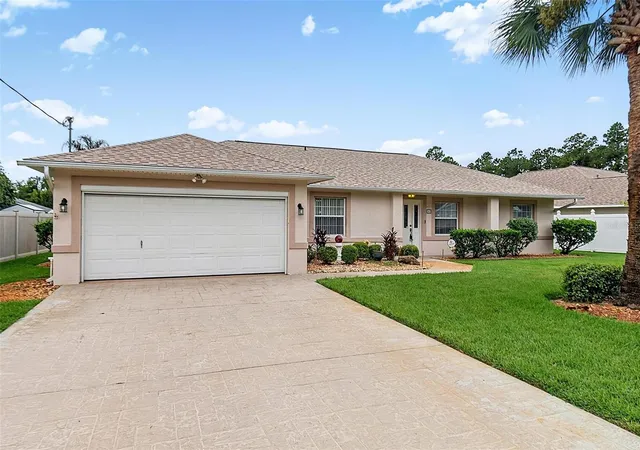 Photo 1 of Single family home for sale at 6 Wilmont Pl, Palm Coast, FL 32164 | MLS# FC320458 | Listing updated on 2026-09-14