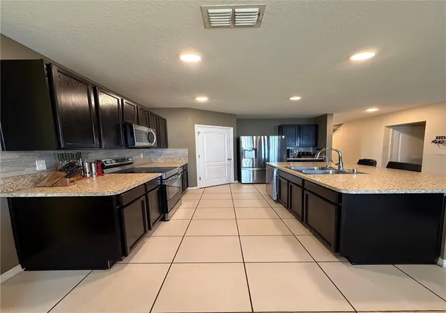 Photo 3 of Single family home for sale at 1876 Cassidy Knoll Dr, Kindred, FL 34744 | MLS# S5155050 | Listing updated on 2026-09-04