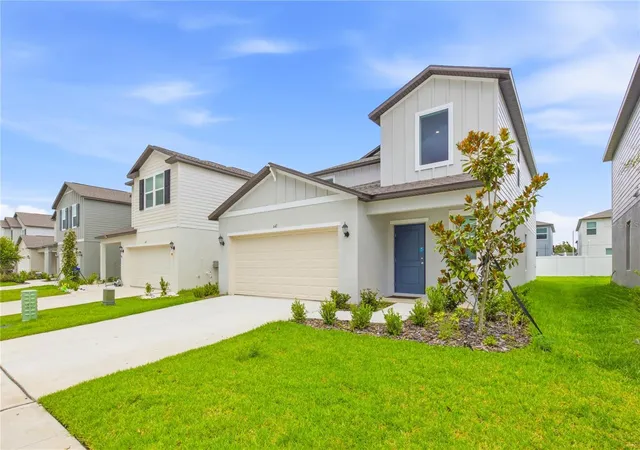 Photo 3 of Single family home for sale at 641 Bald Cypress Dr, Lakeland, FL 33801 | MLS# L4964037 | Listing updated on 2026-09-03