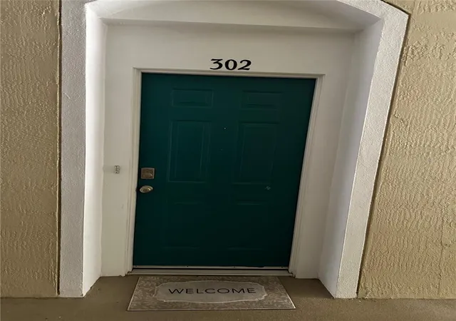 2nd image of 580 Brantley Terrace Wy #302, Altamonte Springs, FL 32714 | MLS# S5155052