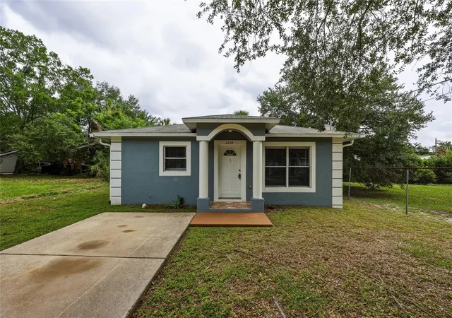 Photo 1 of Single family home for sale at 2214 E 19th Avenue, Tampa, FL 33605 | MLS# TB8536029 | Listing updated on 2026-09-04