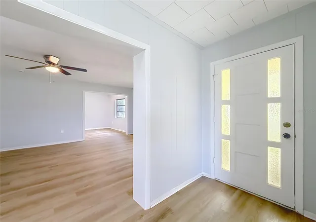Photo 5 of Single family home for sale at 11900 SE Sunset Harbor Rd, Weirsdale, FL 32195 | MLS# OM729787 | Listing updated on 2026-08-27