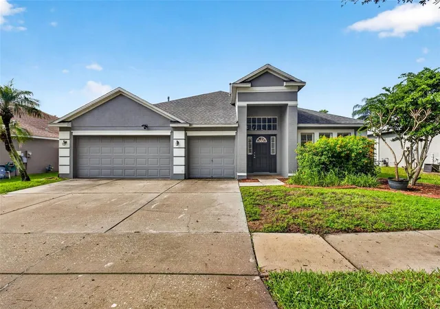 1st image of 2605 Valencia Grove Dr, Valrico, FL 33596 | MLS# TB8536040