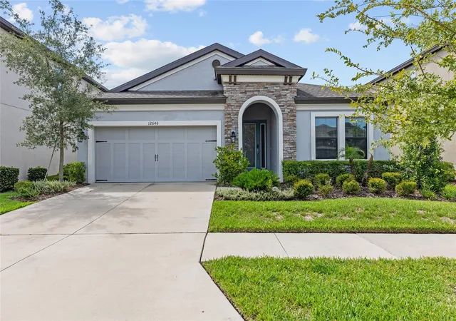 Photo 1 of Single family home for sale at 12646 Shetland Walk Dr, Lithia, FL 33547 | MLS# TB8536044 | Listing updated on 2026-10-06