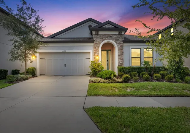 Photo 2 of Single family home for sale at 12646 Shetland Walk Dr, Lithia, FL 33547 | MLS# TB8536044 | Listing updated on 2026-10-06