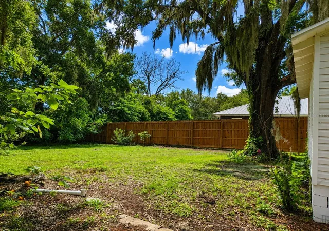 5th image of 617 Ne 25Th Ave, Ocala, FL 34470 | MLS# OM729789