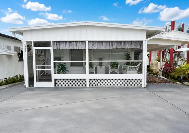 1st image of 1613 Michigan Ave, Bradenton, FL 34207 | MLS# A4702105