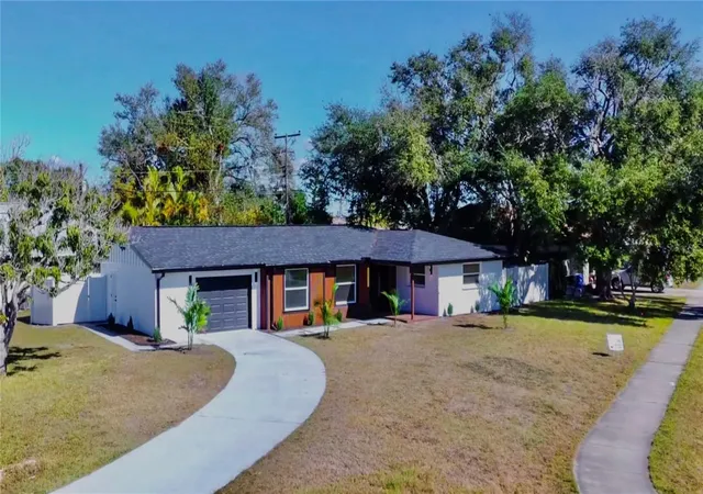 Photo 69 of Single family home for sale at 1797 Birch Dr, Venice, FL 34293 | MLS# A4702111 | Listing updated on 2026-08-26