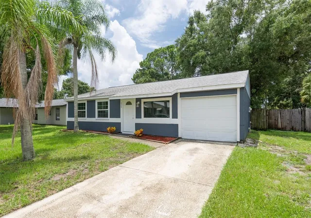 Photo 1 of Single family home for sale at 650 Timber Bay Cir W, Oldsmar, FL 34677 | MLS# TB8536069 | Listing updated on 2026-09-27