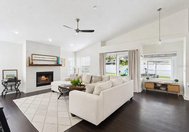 Photo 4 of Single family home for sale at 13627 Dornoch Dr, Orlando, FL 32828 | MLS# O6430922 | Listing updated on 2026-09-27