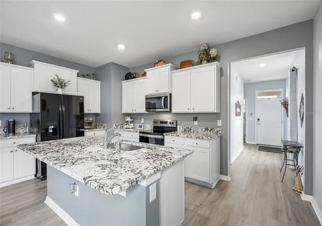 Photo 2 of Single family home for sale at 5395 Sunshine Dr, Wildwood, FL 34785 | MLS# O6430929 | Listing updated on 2026-09-24