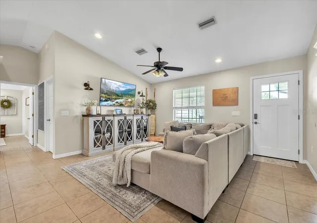 4th image of 25435 Arequipa Dr, Punta Gorda, FL 33983 | MLS# C7529239