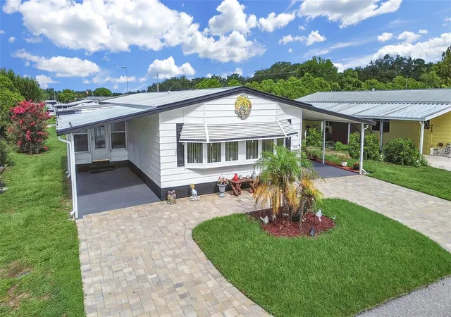 Photo 1 of Manufactured home for sale at 5022 Foxwood Blvd, Lakeland, FL 33810 | MLS# P4939516 | Listing updated on 2026-10-15