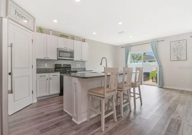 Photo 4 of Single family home for sale at 6803 Ezra Loft Pl, Zephyrhills, FL 33541 | MLS# TB8536082 | Listing updated on 2026-09-06