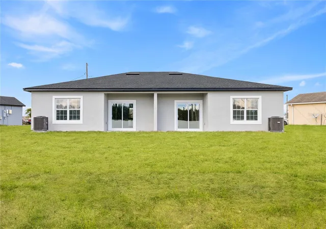Photo 4 of House for sale at 476-474 Columbia Ct, Kissimmee, FL 34759 | MLS# O6430942 | Listing updated on 2026-09-01