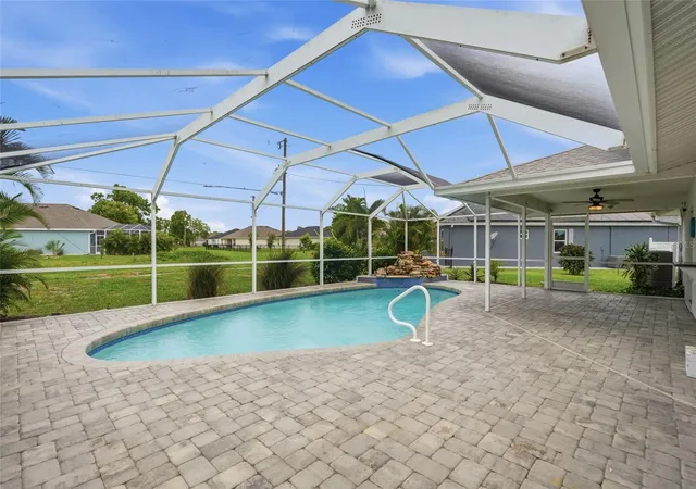 Photo 3 of Single family home for sale at 25449 Doredo Dr, Punta Gorda, FL 33955 | MLS# C7529244 | Listing updated on 2026-08-09
