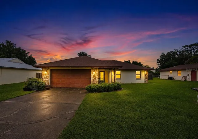 Single family home for sale at 5055 Cambry Ln, LAKELAND, FL 33805 | MLS# TB8536107