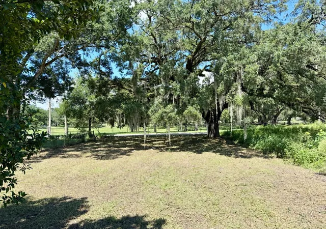 Photo 3 of Land for sale at 4621 E Lake Ave, Tampa, FL 33610 | MLS# TB8536112 | Listing updated on 2026-09-05