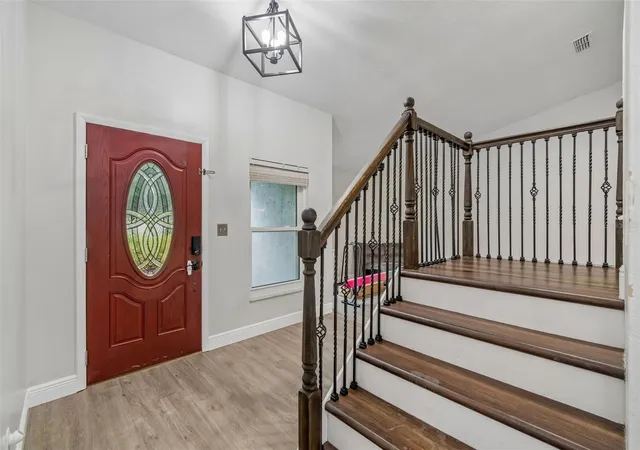 Photo 3 of Single family home for sale at 16507 Cranwood Pl, Tampa, FL 33618 | MLS# TB8536118 | Listing updated on 2026-09-24