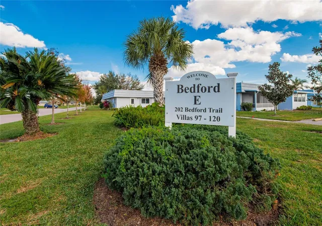 2nd image of 202 Bedford Trl, SUN CITY CENTER, FL 33573