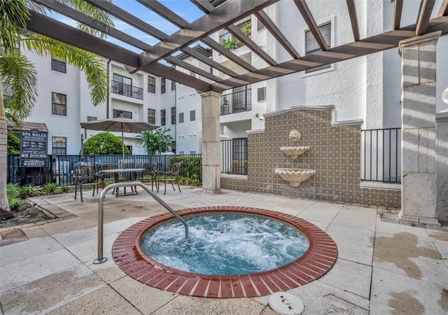 2nd image of 5550 E Michigan St, ORLANDO, FL 32822