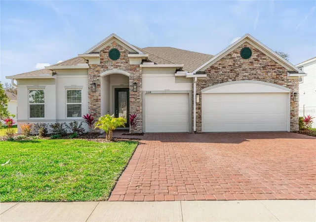 Photo 1 of Single family home for sale at 2214 Elegant Manor Cir, Edgewater, FL 32141 | MLS# FC320467 | Listing updated on 2026-08-15