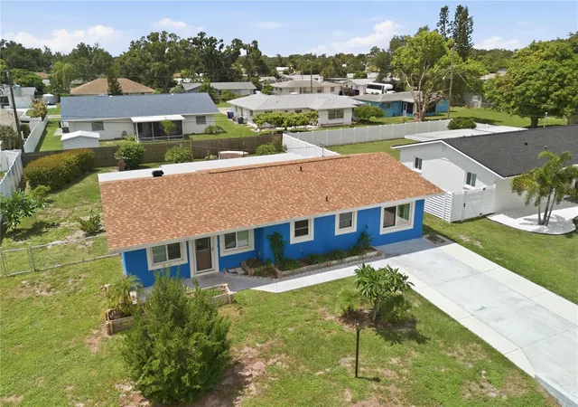 Photo 1 of Single family home for sale at 1317 Cypress Ave, Venice, FL 34285 | MLS# D6148310 | Listing updated on 2026-08-31