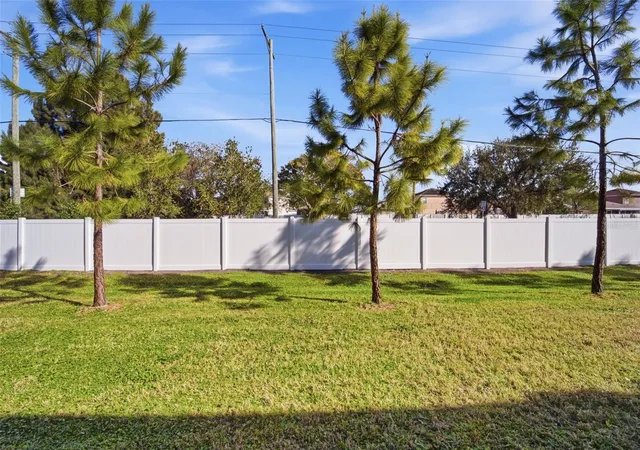 Photo 4 of Townhouse for sale at 4459 Globe Thistle Dr, Tampa, FL 33619 | MLS# TB8536152 | Listing updated on 2026-09-08