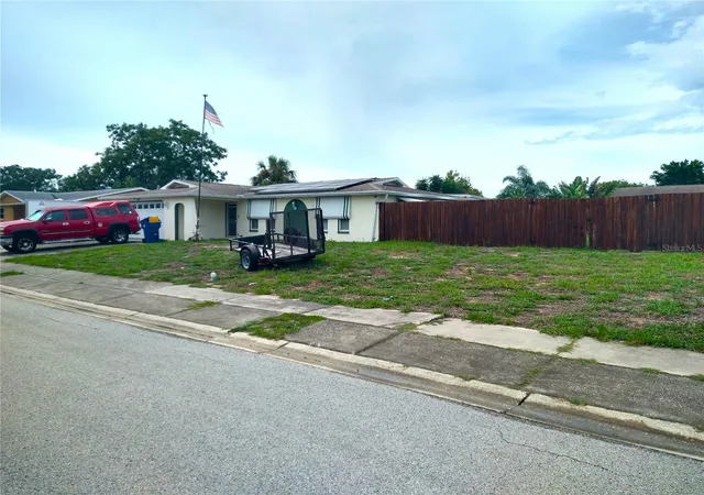 Photo 2 of Single family home for sale at 6325 Kentfield Ave, New Port Richey, FL 34653 | MLS# W7888292 | Listing updated on 2026-08-07