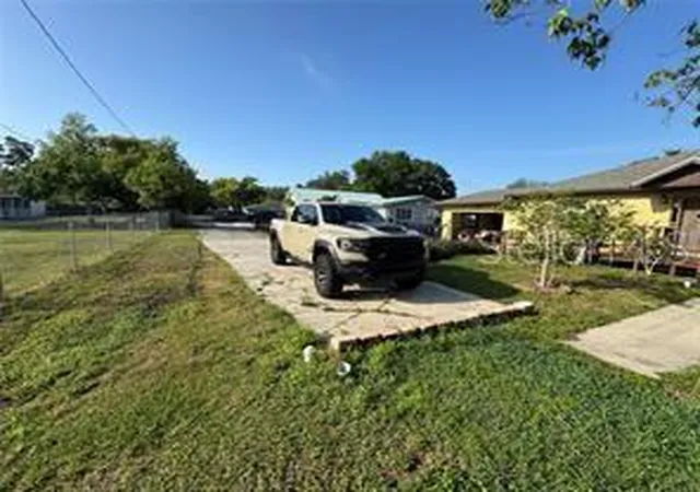 Photo 2 of Single family home for sale at 1221 Perkins Rd, Orlando, FL 32809 | MLS# O6431021 | Listing updated on 2026-08-13