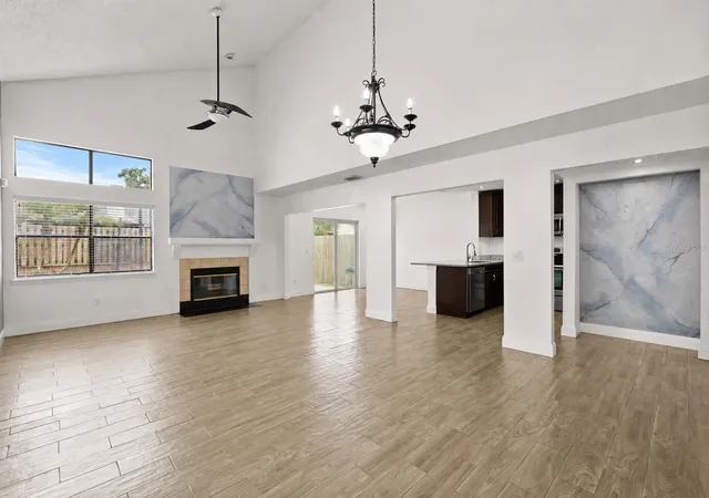 Photo 3 of Multi family home for sale at 3109 Bridgeford Dr, Orlando, FL 32812 | MLS# O6431022 | Listing updated on 2026-10-06
