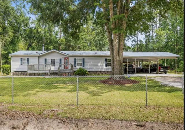 2nd image of 245 Nw Genell Loop, Lake City, FL 32055 | MLS# GC542515