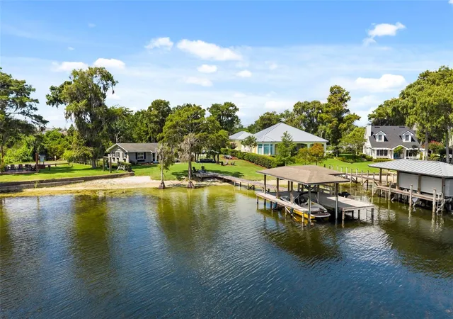 Photo 1 of Single family home for sale at 10430 Lake Cottage Ln, Orlando, FL 32836 | MLS# O6431032 | Listing updated on 2026-09-17