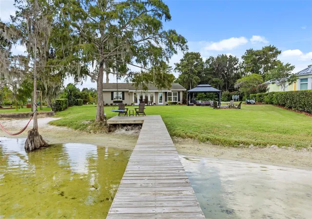 Photo 3 of Single family home for sale at 10430 Lake Cottage Ln, Orlando, FL 32836 | MLS# O6431032 | Listing updated on 2026-09-17