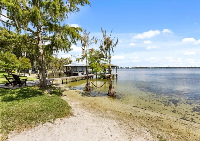 Photo 4 of Single family home for sale at 10430 Lake Cottage Ln, Orlando, FL 32836 | MLS# O6431032 | Listing updated on 2026-09-17