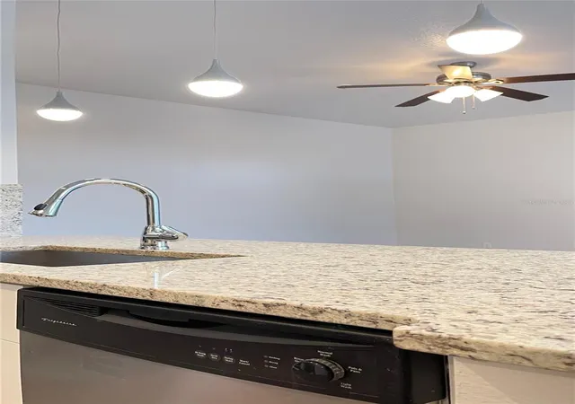 Listing Photo 5 - Condo for sale in building located at 7270 Westpointe Blvd, Orlando, FL 32835 - Unit #933