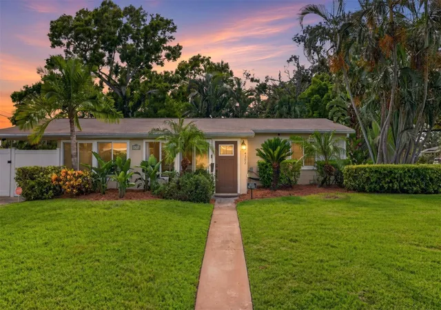 image of 4392 Walnut St Ne, St Petersburg, FL 33703 | MLS# TB8536197