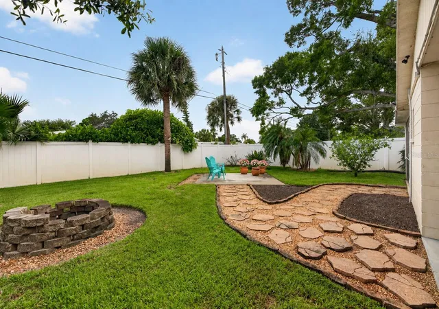 image of 4392 Walnut St Ne, St Petersburg, FL 33703 | MLS# TB8536197