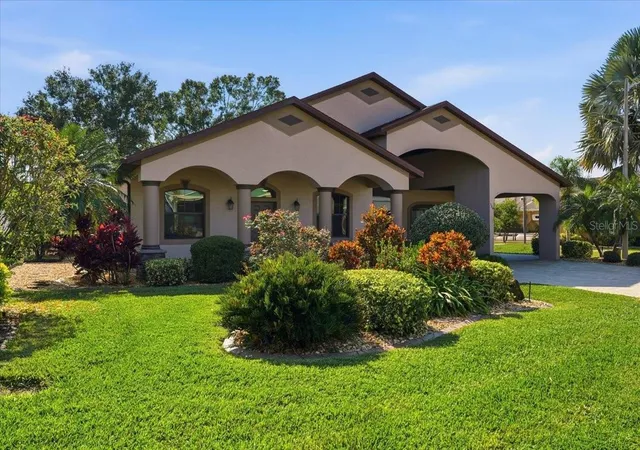2nd image of 584 Meandering Wy, Polk City, FL 33868 | MLS# L4964050