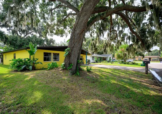 4th image of 1003 Cherokee Ranch Rd, Daytona Beach, FL 32117 | MLS# FC320477