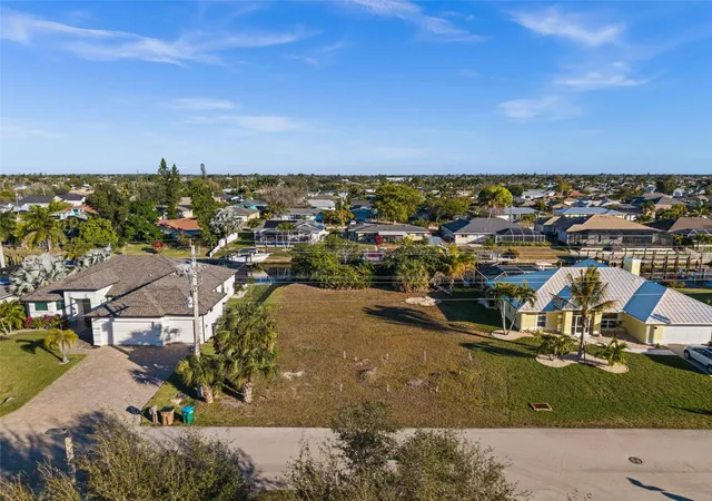 4th image of 241 Sw 40Th St, Cape Coral, FL 33914 | MLS# C7529256