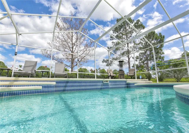 Photo 3 of Single family home for sale at 1942 Bermuda Pointe Dr, Haines City, FL 33844 | MLS# S5155083 | Listing updated on 2026-08-08