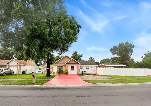 Photo 2 of Single family home for sale at 8903 Camino Villa, Tampa, FL 33635 | MLS# TB8536228 | Listing updated on 2026-08-29