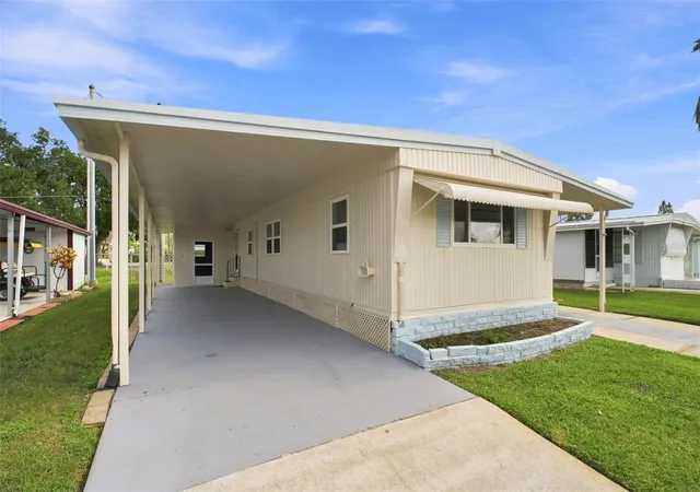 Photo 31 of Manufactured home for sale at 6711 Clemens Blvd, Port Richey, FL 34668 | MLS# TB8536232 | Listing updated on 2026-08-30